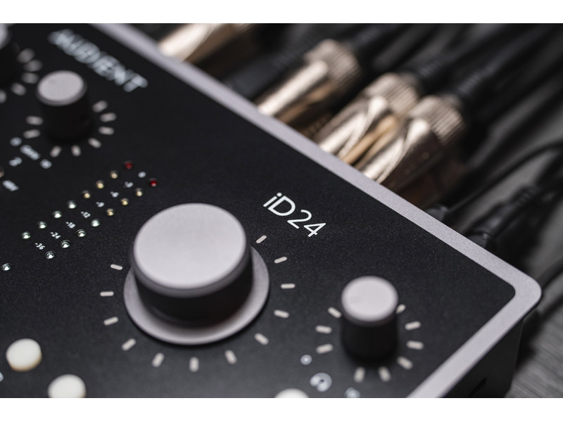 AUDIENT iD24 | Rozlišovače XLR - 07