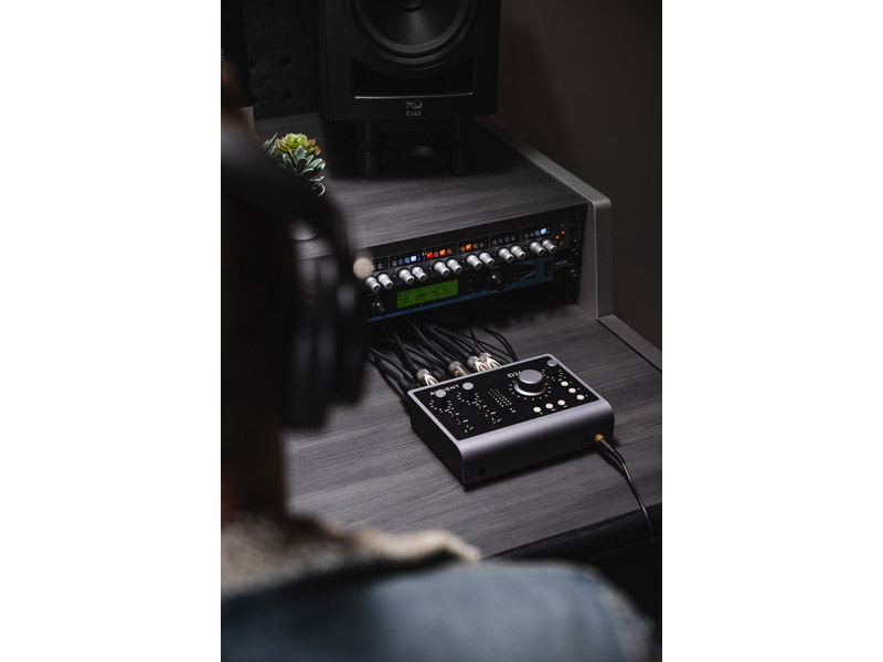 AUDIENT iD24 | Rozlišovače XLR - 08