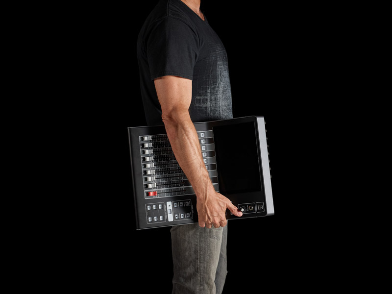 Yamaha DM3S - kompaktní digitální mixpult | DM3 kompaktní digitální konzole - 10