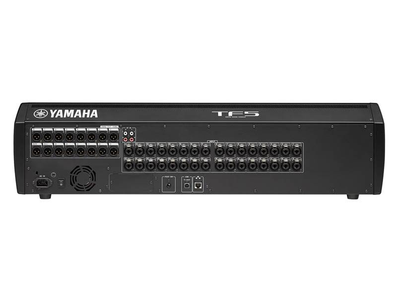 YAMAHA TF5 digitální mixpult, předváděcí kus z prodejny | TF digitální mixážní konzole - 03